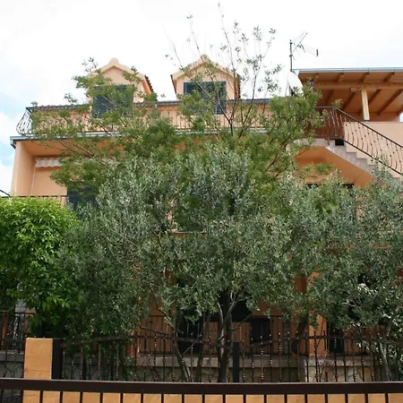 Apartment With A Parking Space - 6444 *