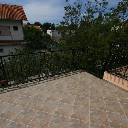 Apartment With A Parking Space - 6444