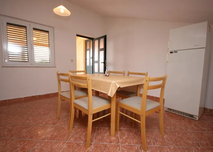 With A Parking Space - 6444 *